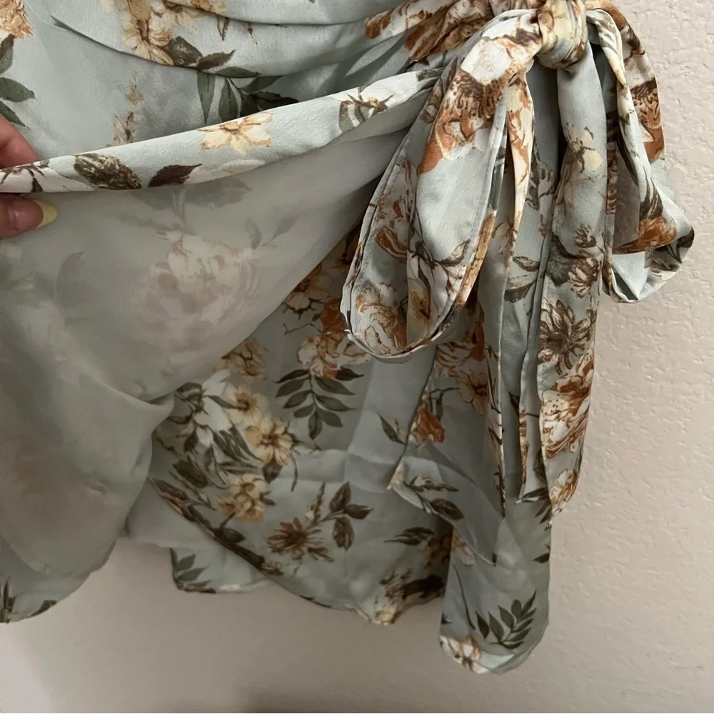 Dress Forum Satin Floral Tulip Wrap Dress‎ Size: S